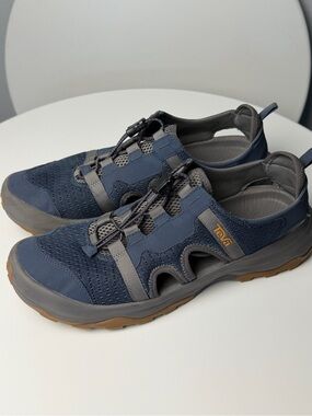 TEVA Men’s 13 Blue Outflow CT Water/Sand Adventure Sandal